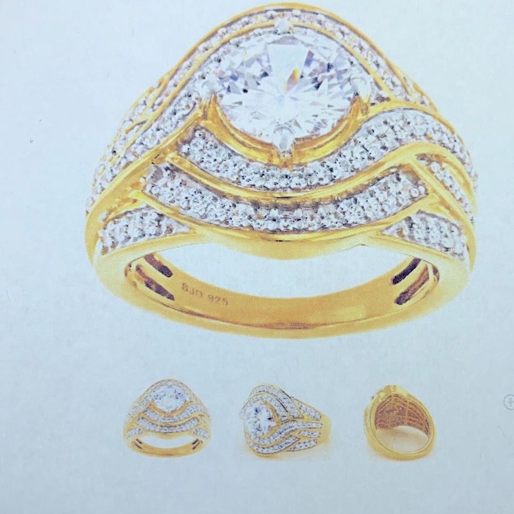 Bella Luce White Diamond Simulant Ring